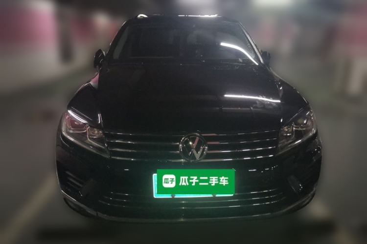 Used Volkswagen Touareg 2016 3.0 TSI Standard Version Front