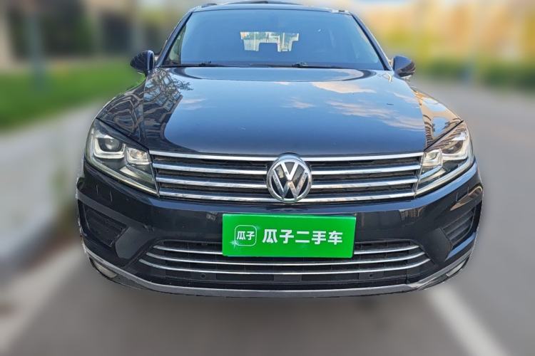Used Volkswagen Touareg 2016 3.0 TSI Standard Version Front