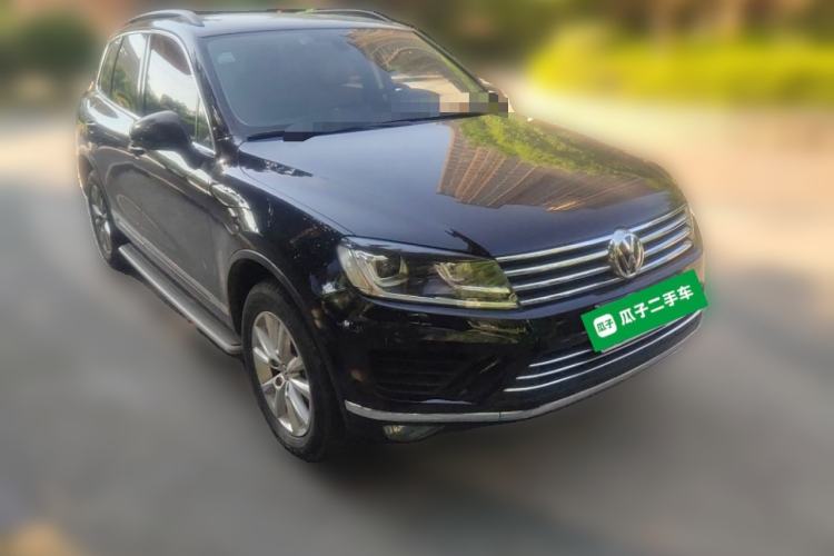 Used Volkswagen Touareg 2016 3.0 TSI Ignis Edition Front Right 45 Deg