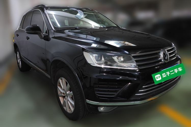 Used Volkswagen Touareg 2016 3.0 TSI Standard Version Front Right 45 Deg