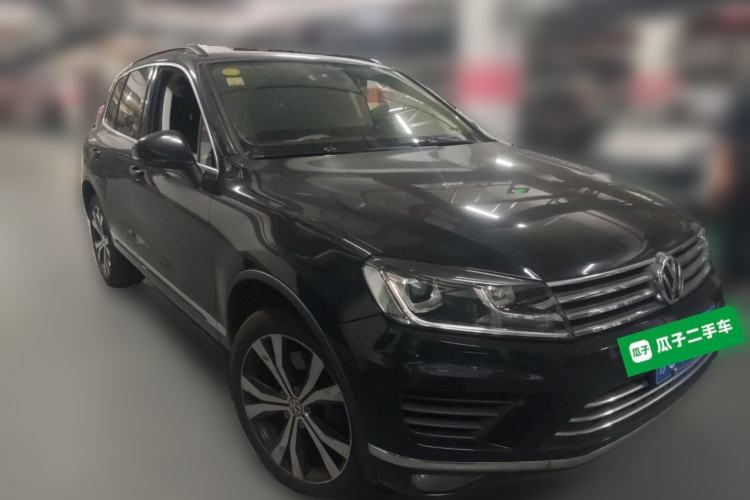 Used Volkswagen Touareg 2016 3.0 TSI Standard Version Front Right 45 Deg