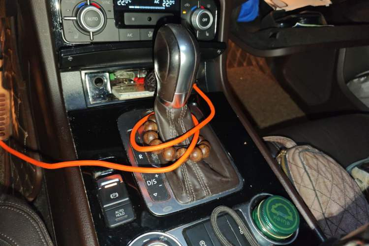 Used Volkswagen Touareg 2016 3.0 TSI Standard Version Gear Lever