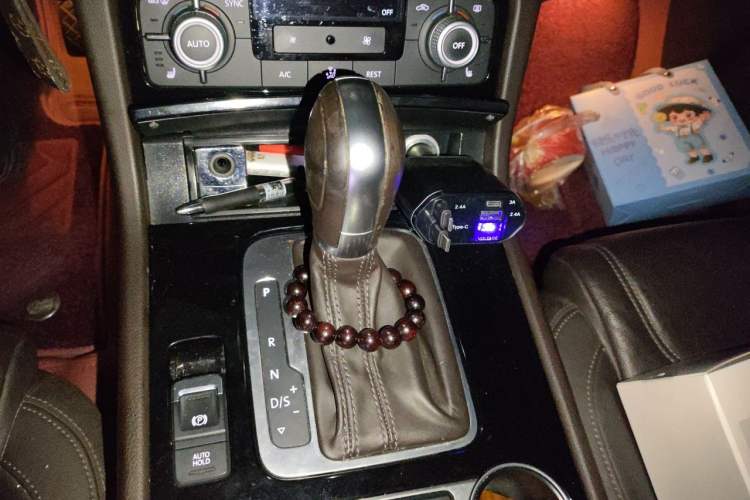 Used Volkswagen Touareg 2016 3.0 TSI Standard Version Gear Lever