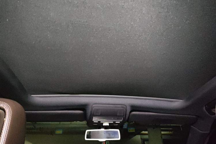 Used Volkswagen Touareg 2016 3.0 TSI Standard Version Headliner
