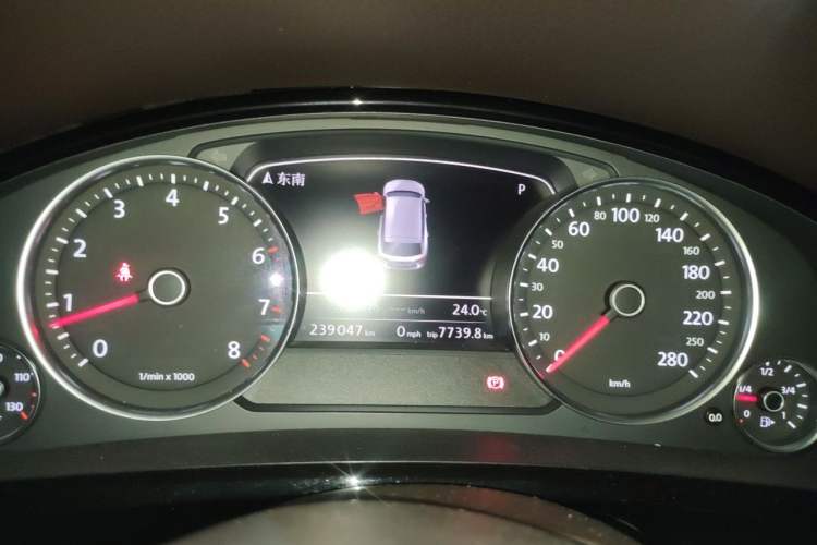 Used Volkswagen Touareg 2016 3.0 TSI Ignis Edition Instrument Cluster