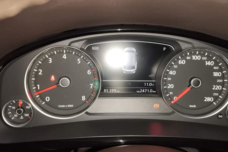 Used Volkswagen Touareg 2016 3.0 TSI Ignis Edition Instrument Cluster