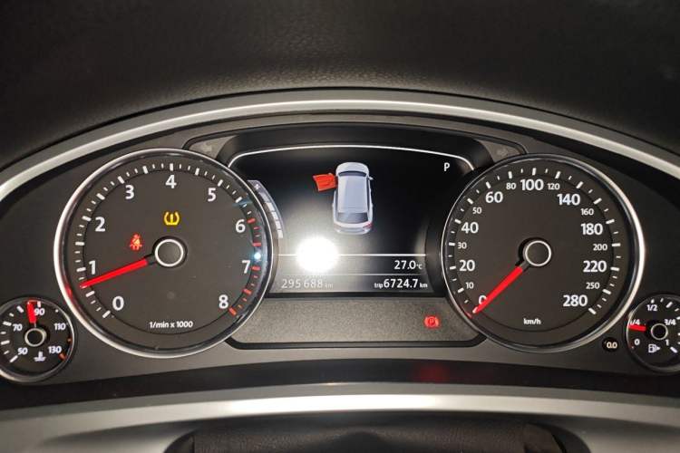 Used Volkswagen Touareg 2016 3.0 TSI High-End Version Instrument Cluster