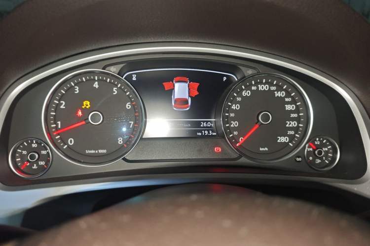 Used Volkswagen Touareg 2016 3.0 TSI Standard Version Instrument Cluster