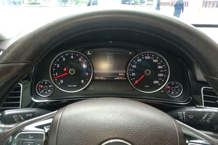 Used Volkswagen Touareg 2016 3.0 TSI Standard Version Instrument Cluster