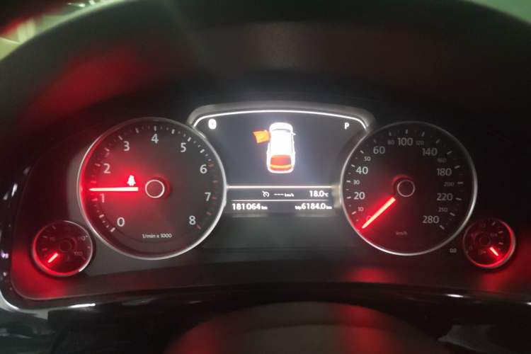 Used Volkswagen Touareg 2016 3.0 TSI Standard Version Instrument Cluster