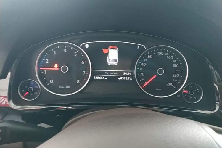 Used Volkswagen Touareg 2016 3.0 TSI Ignis Edition Instrument Cluster