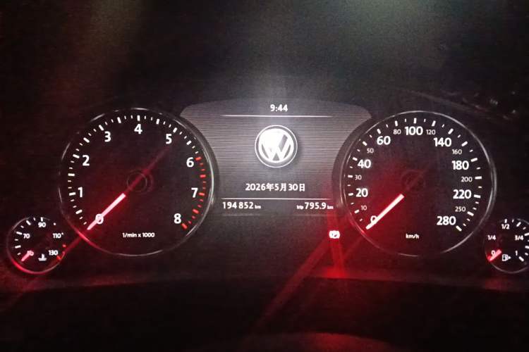 Used Volkswagen Touareg 2016 3.0 TSI Ignis Edition Instrument Cluster