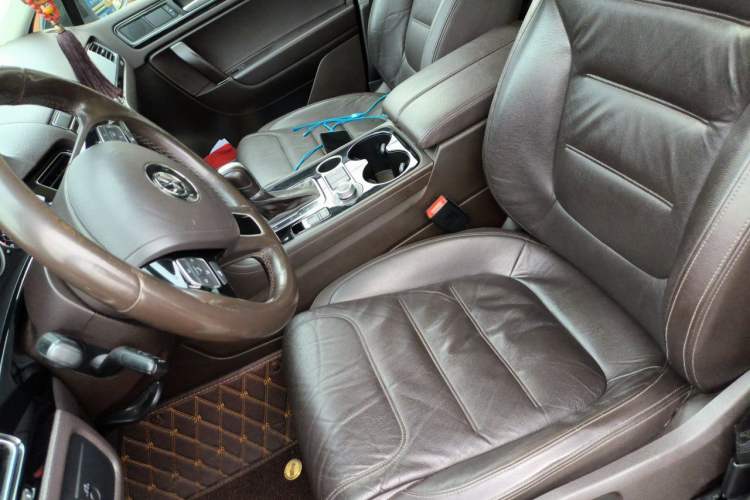 Used Volkswagen Touareg 2016 3.0 TSI Ignis Edition Left Front Seat