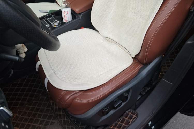 Used Volkswagen Touareg 2016 3.0 TSI Standard Version Left Front Seat