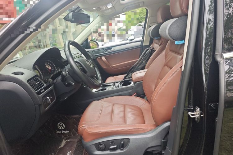 Used Volkswagen Touareg 2016 3.0 TSI Ignis Edition Left Front Seat