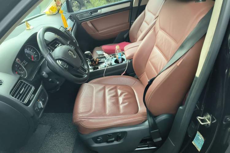 Used Volkswagen Touareg 2016 3.0 TSI Ignis Edition Left Front Seat