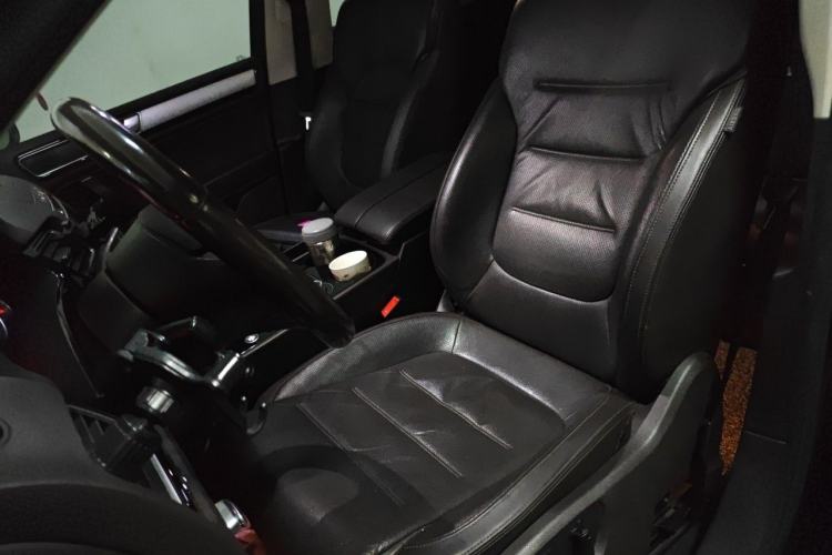 Used Volkswagen Touareg 2016 3.0 TSI Standard Version Left Front Seat