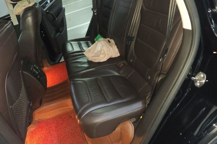 Used Volkswagen Touareg 2016 3.0 TSI Standard Version Left Rear Seat