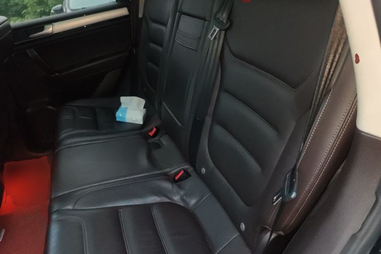 Used Volkswagen Touareg 2016 3.0 TSI Ignis Edition Left Rear Seat