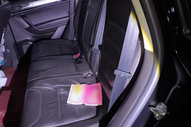 Used Volkswagen Touareg 2016 3.0 TSI Standard Version Left Rear Seat