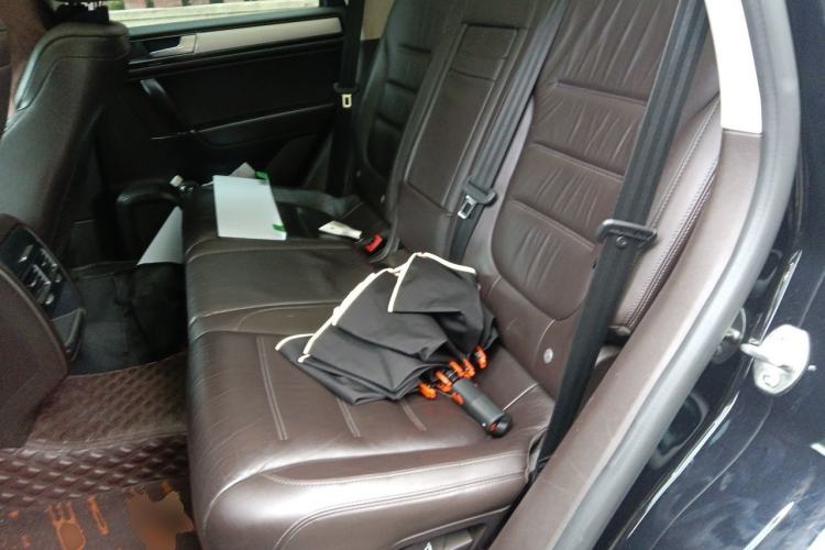 Used Volkswagen Touareg 2016 3.0 TSI Standard Version Left Rear Seat