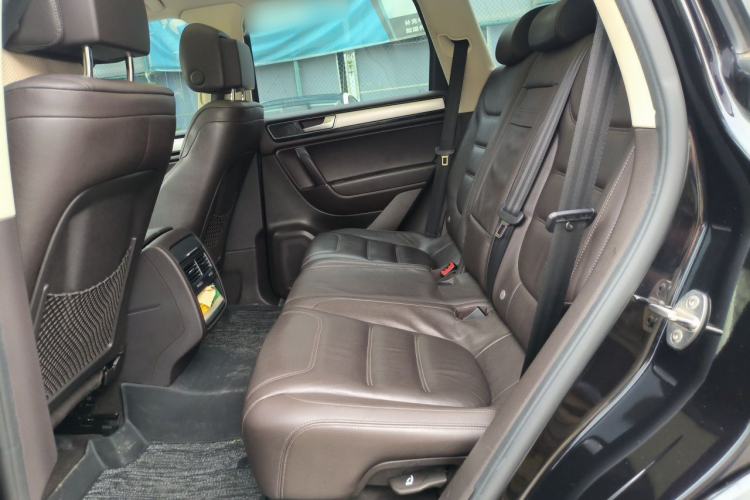 Used Volkswagen Touareg 2016 3.0 TSI Ignis Edition Left Rear Seat