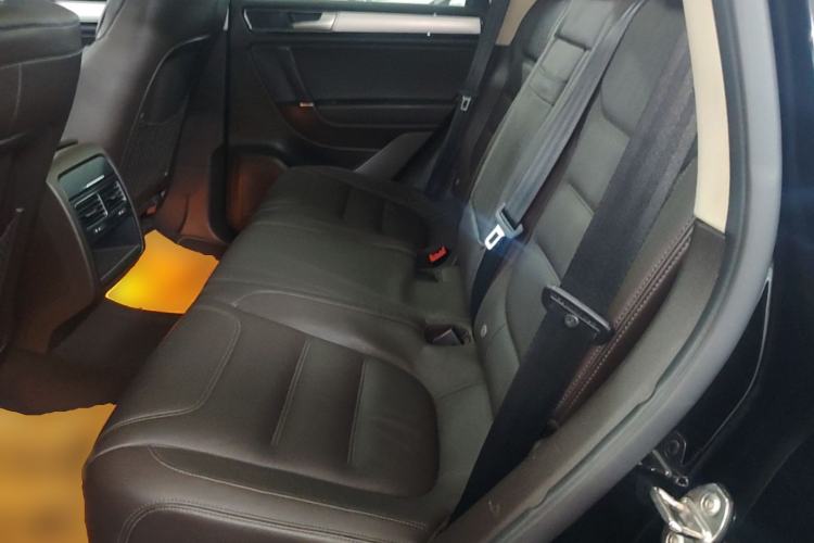 Used Volkswagen Touareg 2016 3.0 TSI Ignis Edition Left Rear Seat
