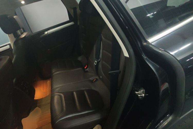 Used Volkswagen Touareg 2016 3.0 TSI Standard Version Left Rear Seat
