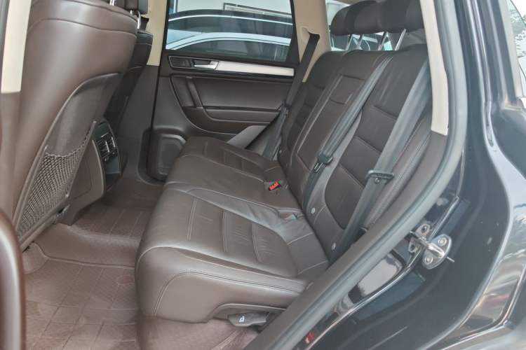 Used Volkswagen Touareg 2016 3.0 TSI Ignis Edition Left Rear Seat