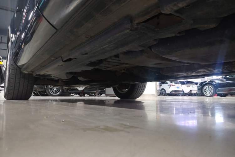 Used Volkswagen Touareg 2016 3.0 TSI Ignis Edition Left Side Sill