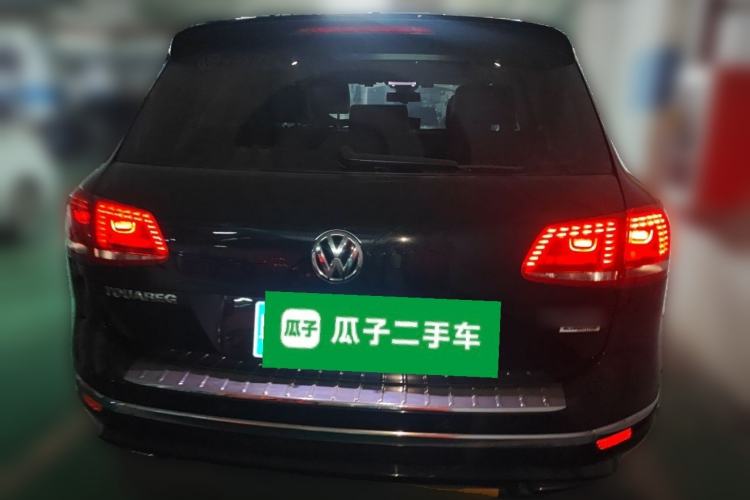 Used Volkswagen Touareg 2016 3.0 TSI High-End Version Rear