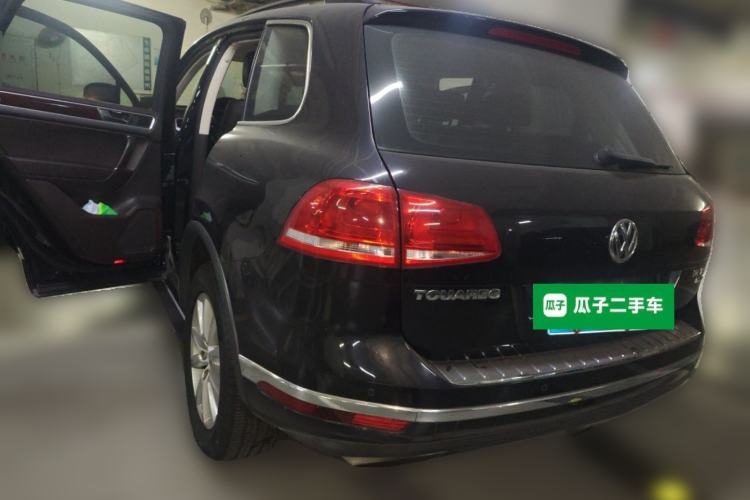Used Volkswagen Touareg 2016 3.0 TSI Standard Version Rear Left 45 Deg