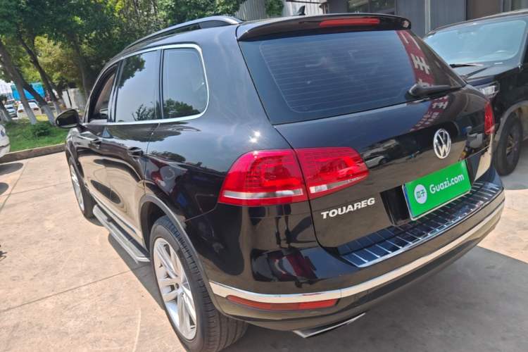Used Volkswagen Touareg 2016 3.0 TSI Ignis Edition Rear Left 45 Deg