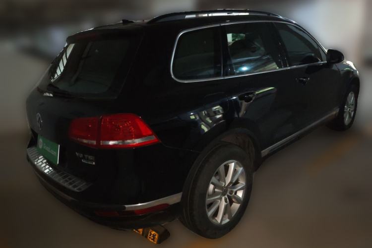 Used Volkswagen Touareg 2016 3.0 TSI Standard Version Rear Right 45 Deg
