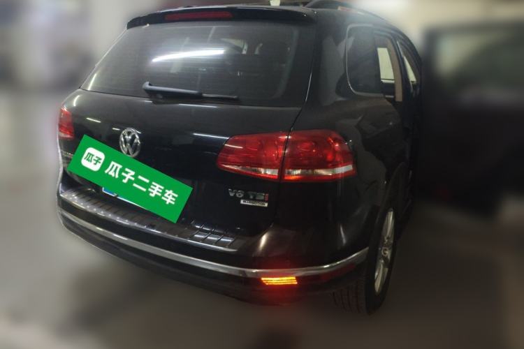 Used Volkswagen Touareg 2016 3.0 TSI Standard Version Rear Right 45 Deg