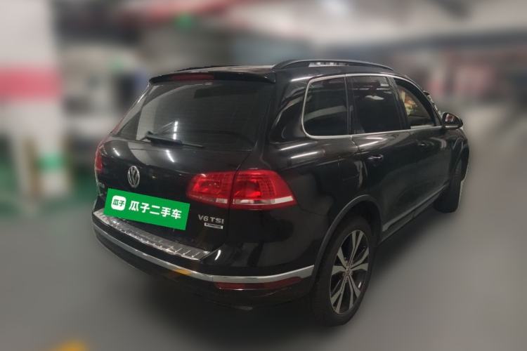 Used Volkswagen Touareg 2016 3.0 TSI Standard Version Rear Right 45 Deg