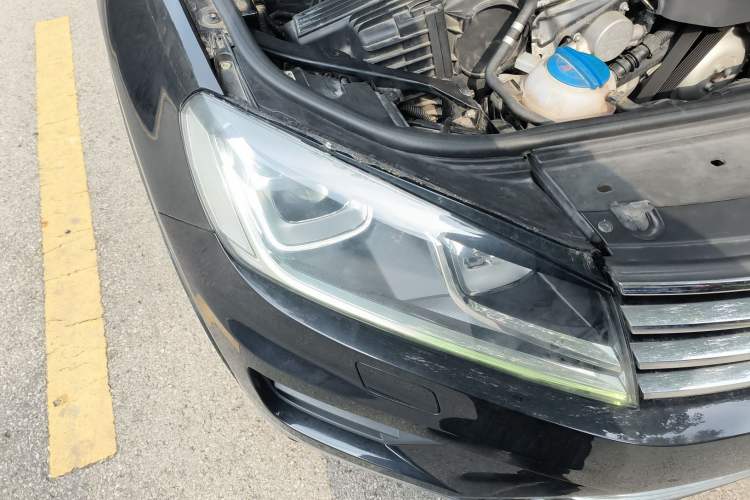 Used Volkswagen Touareg 2016 3.0 TSI Ignis Edition Right Front Headlight