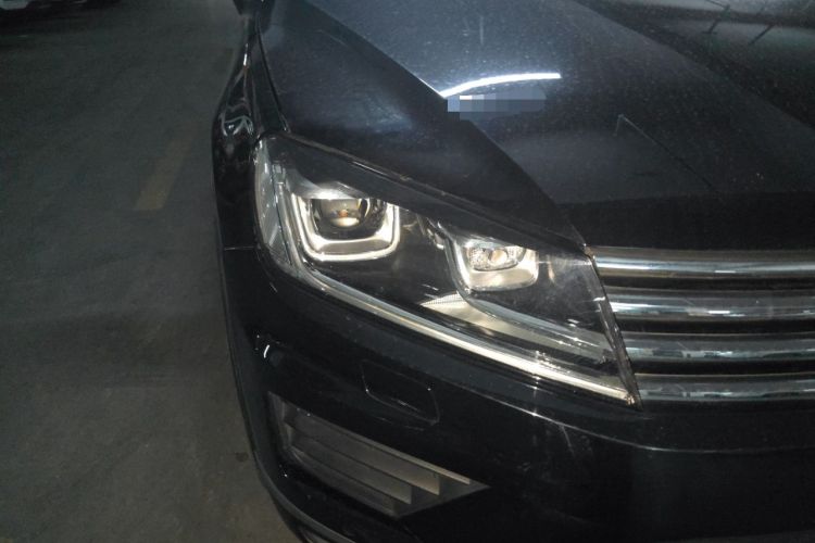Used Volkswagen Touareg 2016 3.0 TSI Ignis Edition Right Front Headlight