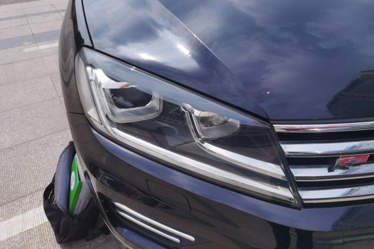 Used Volkswagen Touareg 2016 3.0 TSI Ignis Edition Right Front Headlight