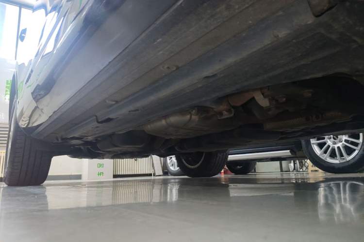 Used Volkswagen Touareg 2016 3.0 TSI Ignis Edition Right Side Sill