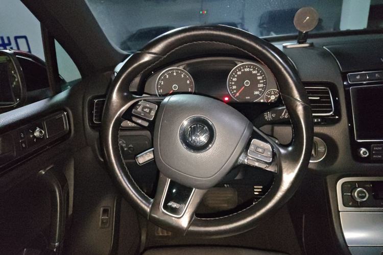 Used Volkswagen Touareg 2016 3.0 TSI R-Line Steering Wheel