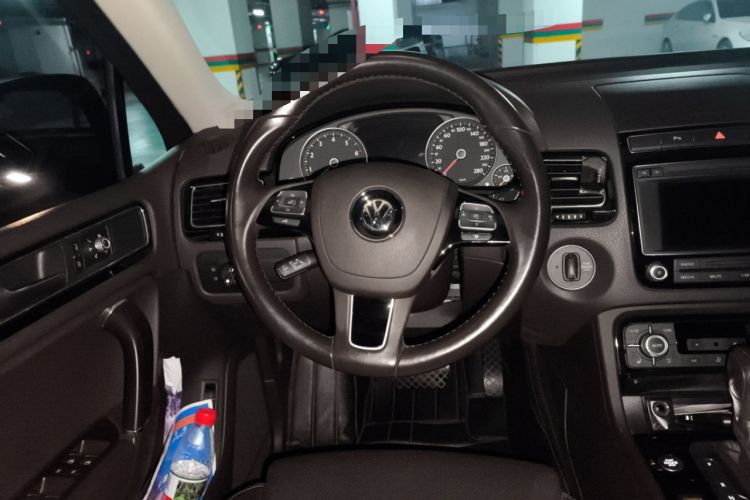 Used Volkswagen Touareg 2016 3.0 TSI Ignis Edition Steering Wheel