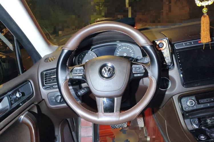 Used Volkswagen Touareg 2016 3.0 TSI Ignis Edition Steering Wheel