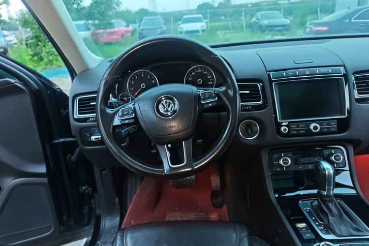 Used Volkswagen Touareg 2016 3.0 TSI Ignis Edition Steering Wheel