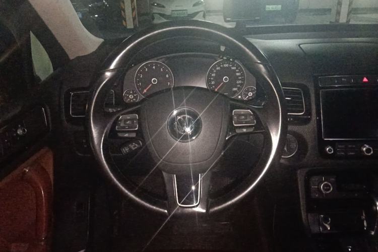 Used Volkswagen Touareg 2016 3.0 TSI Ignis Edition Steering Wheel