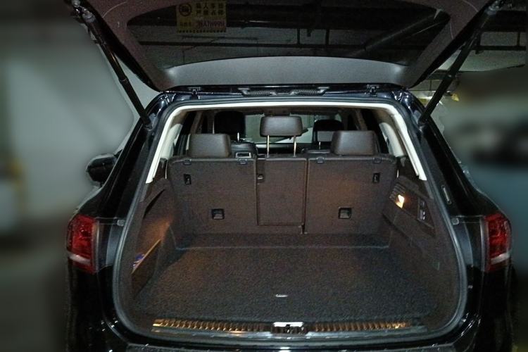 Used Volkswagen Touareg 2016 3.0 TSI Standard Version Trunk