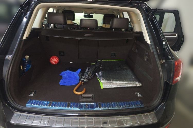 Used Volkswagen Touareg 2016 3.0 TSI Standard Version Trunk