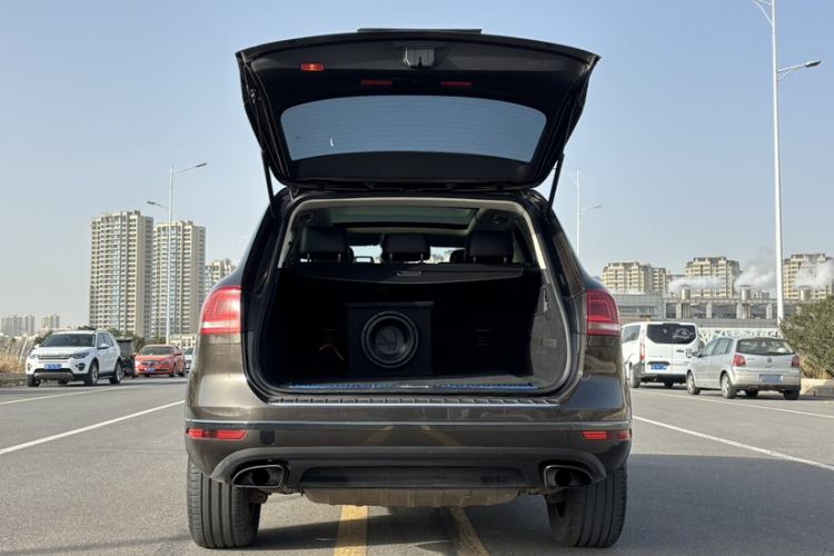 Used Volkswagen Touareg 2016 3.0 TSI Standard Version Trunk