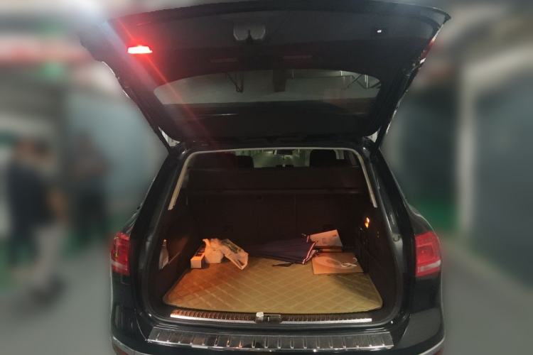 Used Volkswagen Touareg 2016 3.0 TSI Standard Version Trunk