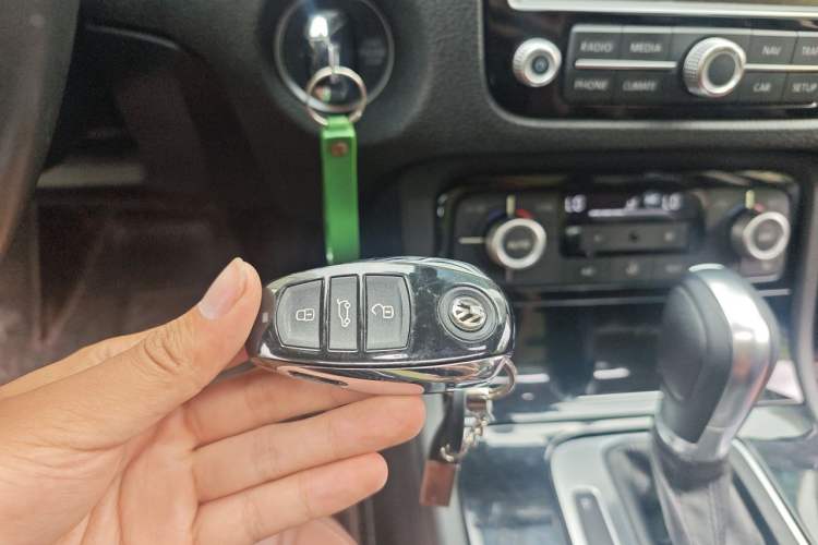 Used Volkswagen Touareg 2016 3.0 TSI Ignis Edition Vehicle Key